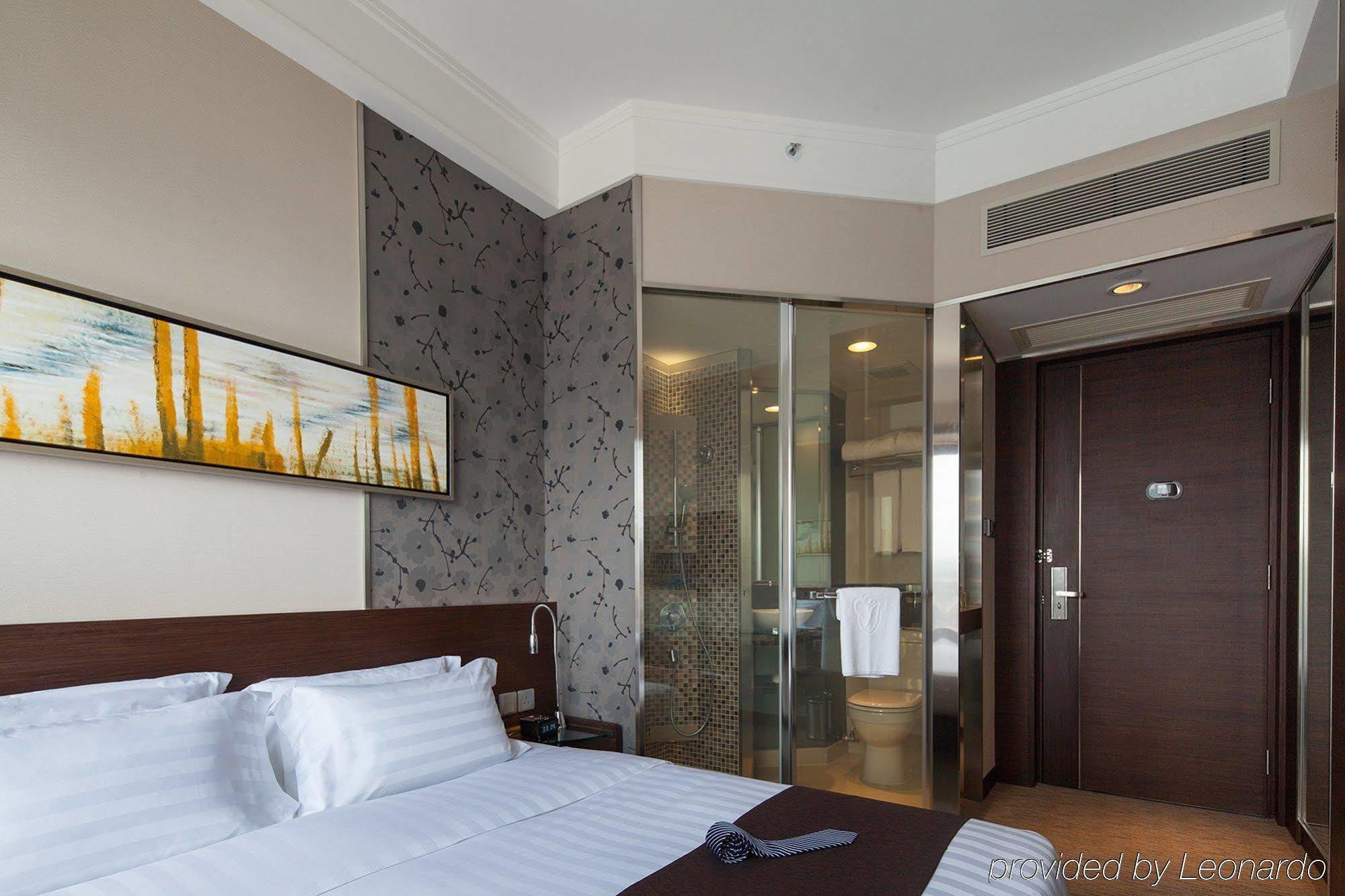 הונג קונג Rosedale Hotel Kowloon מראה חיצוני תמונה